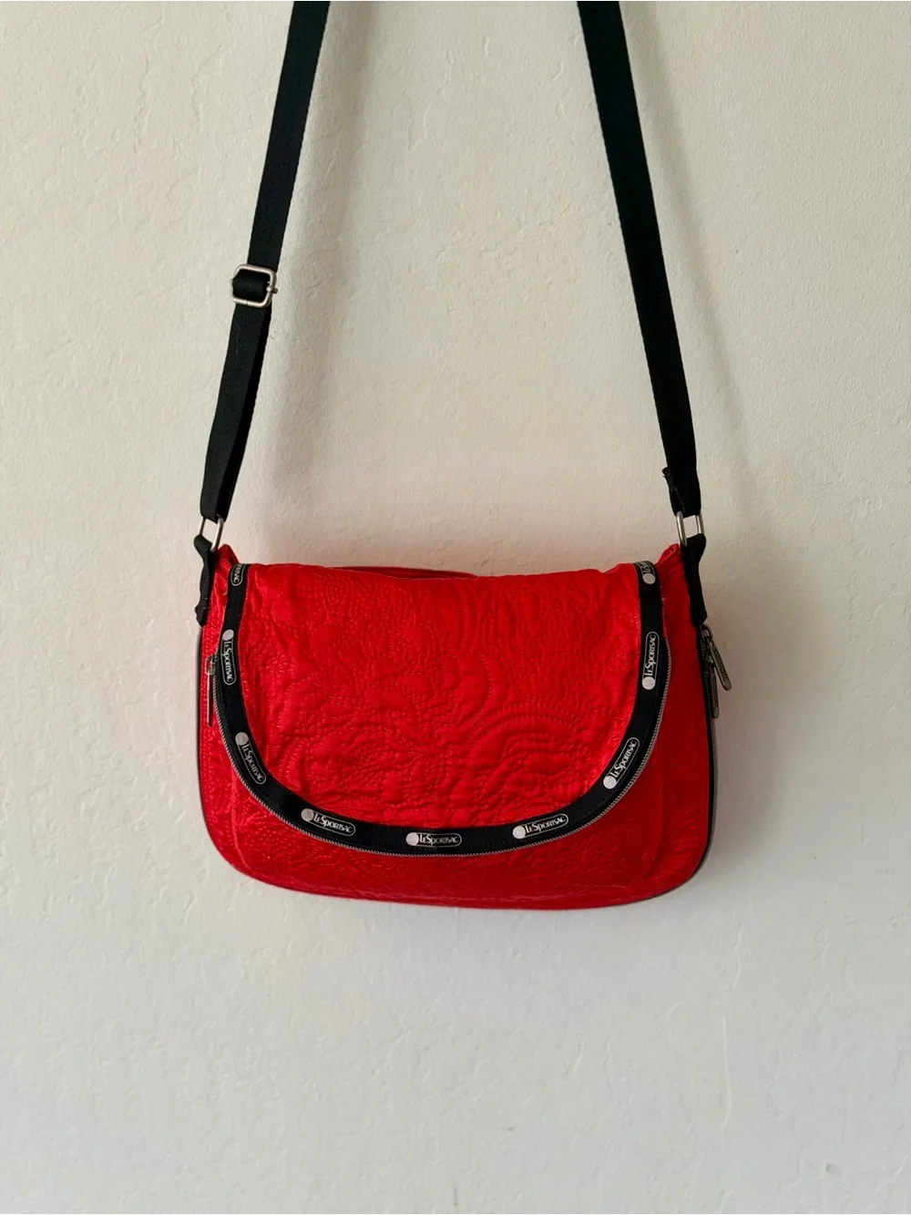 LeSportsac Red Colette Expandable Quilted Messenger Crossbody Bag